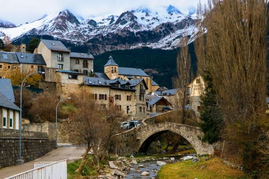 Boira, Ideal Familias, Preciosas Vistas, Garaje Incluido Sallent De Gallego Bagian luar foto