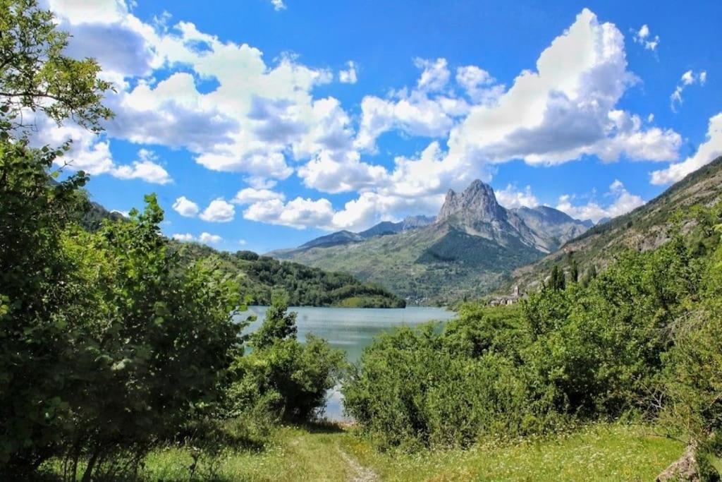Boira, Ideal Familias, Preciosas Vistas, Garaje Incluido Sallent De Gallego Bagian luar foto
